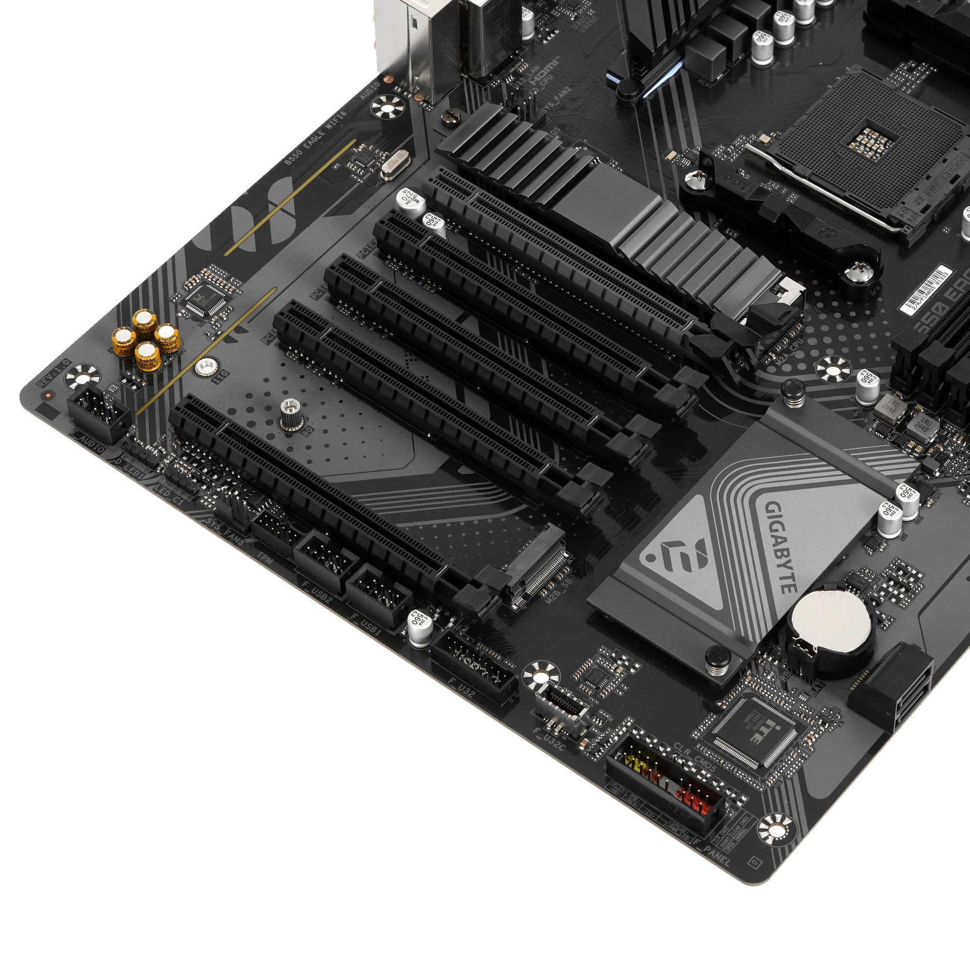 Материнская плата Gigabyte B550 EAGLE WIFI6; Socket AM4; ATX; AMD B550; 4хDDR4(3200); 5xPCI-E x16; 1xHDMI; 4(SATA 6Gb/s); 7.1 Audio; 1GbE+Wi-Fi 6/BT 5