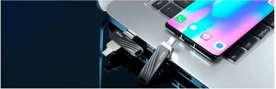 Накопитель USB-флэш 64 ГБ Netac US11C (NT03US11C-064G-32BK***); USB 3.0; ротатор; металлический корп