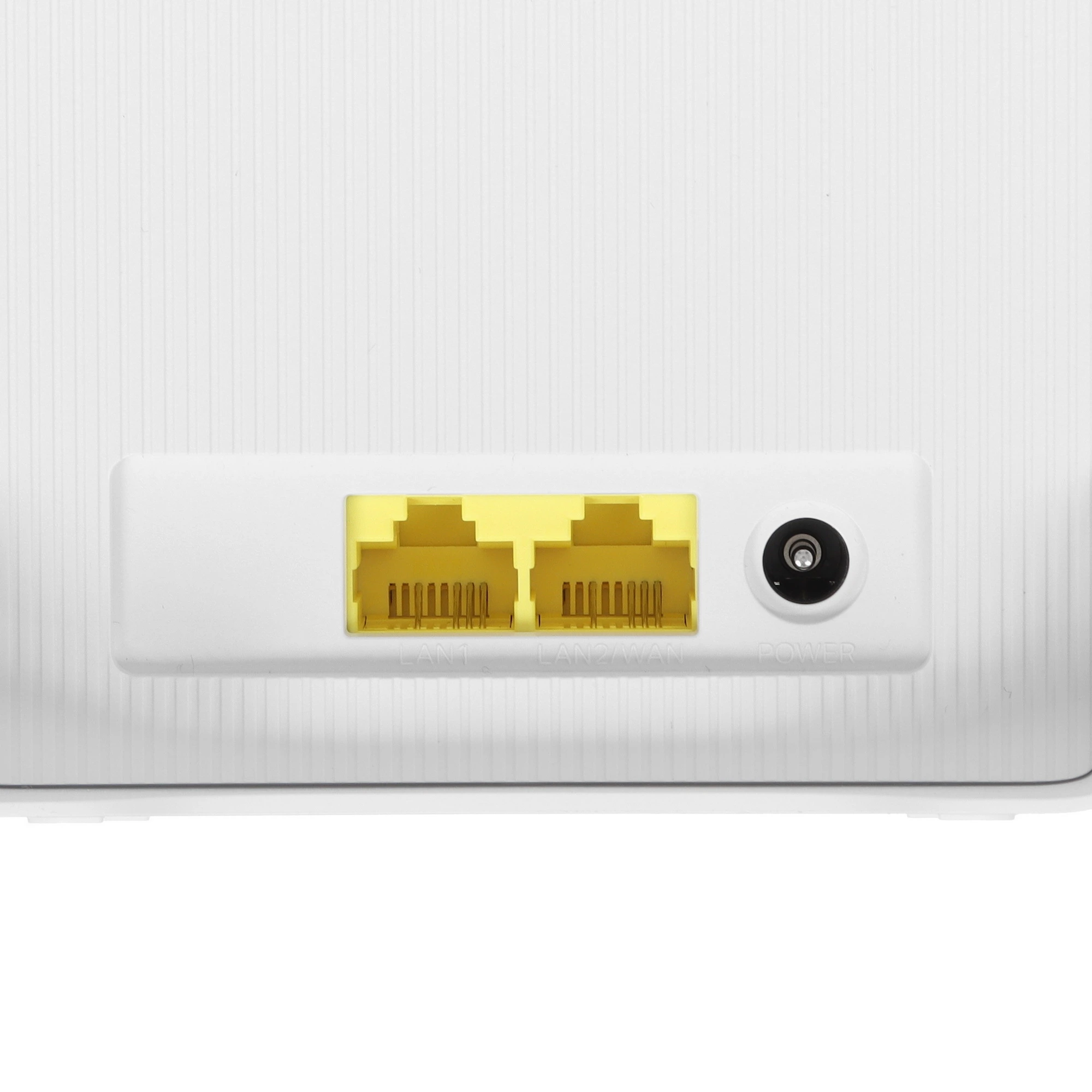 4G/3G Роутер Mercusys MB130-4G; 4G+IEEE 802.11ac; 1xLAN 100 Мбит/сек; 1xWAN/LAN 100 Мбит/сек; 300 + 867 Мбит/сек; встроенные + 2 разьема для внешних а