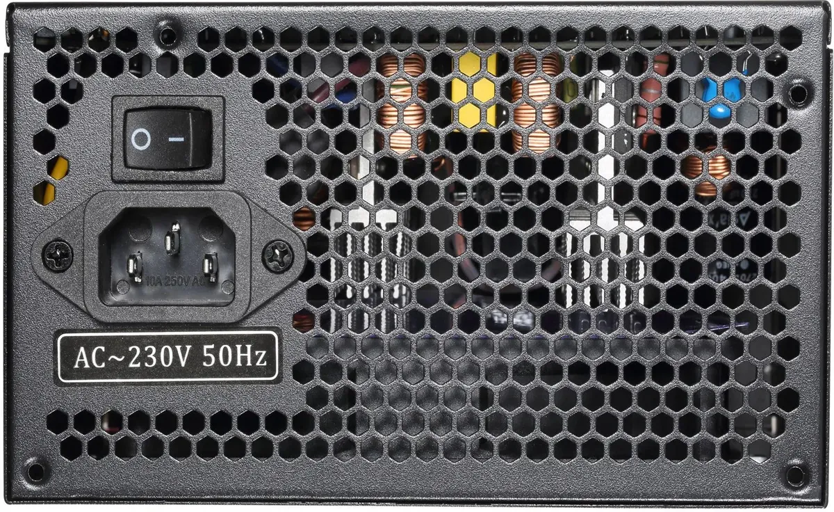 Блок питания 700 Вт Formula FX-700, черный, ATX, 1x24 pin, 2x4+4 pin, 2x6+2-pin, 7xSATA, 3xMolex, AFPC, 120 мм