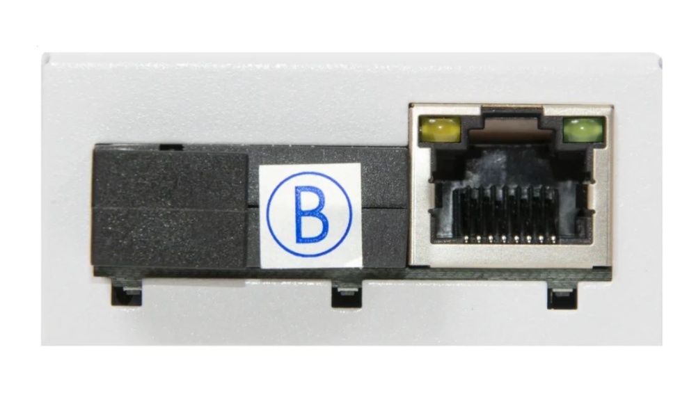 Медиаконвертер SNR (SNR-CVT-1000B); 1x1 Гбит/с; SC Tx/Rx: 1550/1310нм