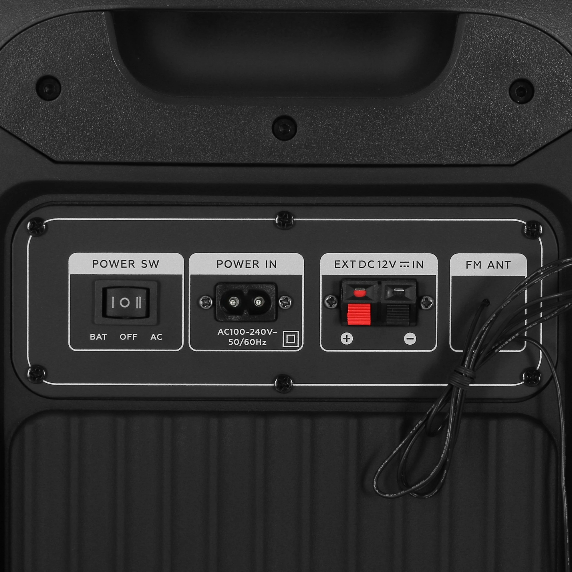Акустическая система портативная BQ PBS3005 Black; 100 Вт; FM тюнер; microSD, USB; BT 5.0; микрофон