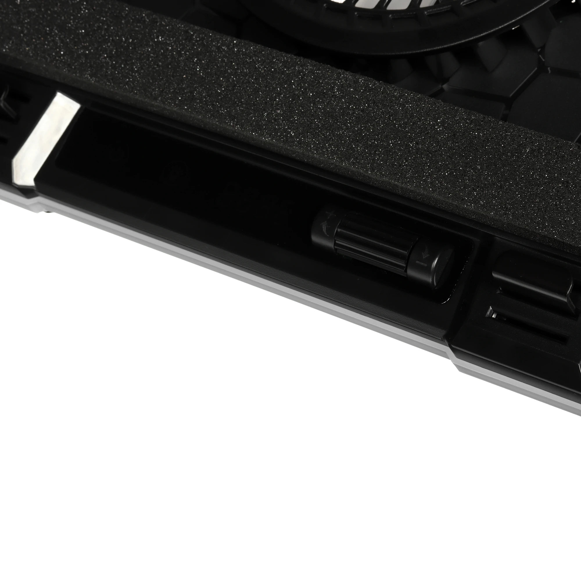 Система охлаждения для ноутбука 19" Jet.A PANTEON CP-191L RGB Black; пластик + металл; 1x140 мм; USB; 428 х 316 х 58 мм; чёрный