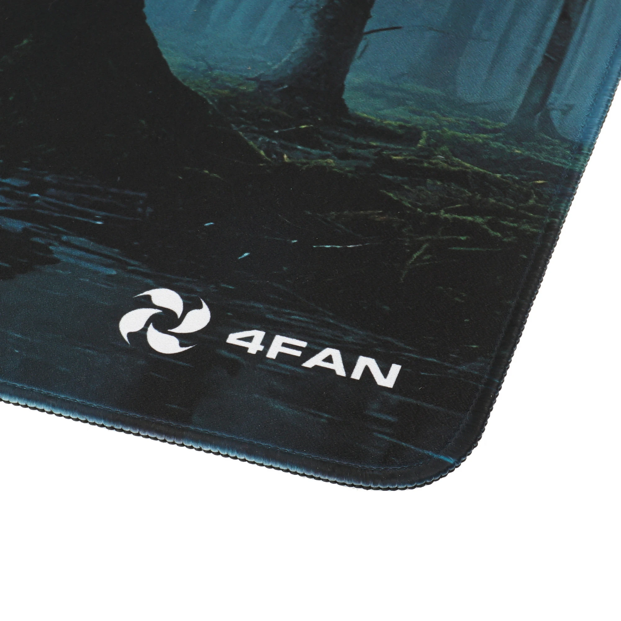 Коврик для мыши 4FAN Jacquard Witch; ткань + резиновая основа; 900 х 400 х 3 мм; игровая поверхность; рисунок