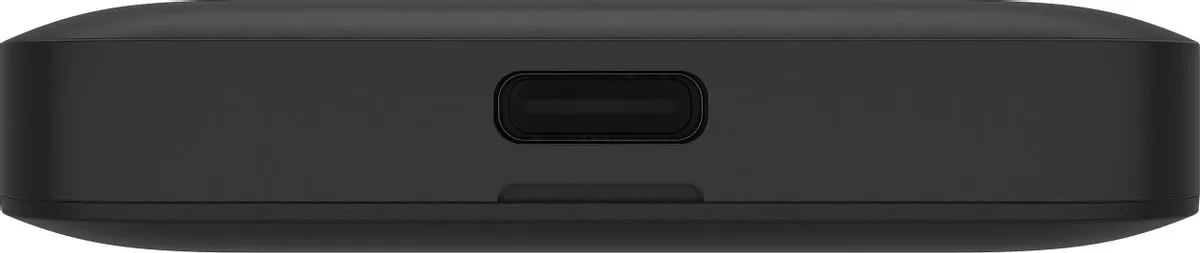 4G/3G Роутер Huawei E5586-326 (51071VKC***); 4G, 3G, GSM, LTE; 150 Мбит/с; встроенная антенна; Type-C