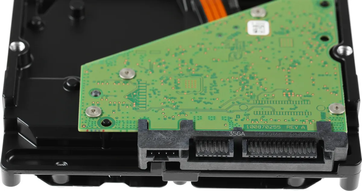 Жесткий диск 2 ТБ Seagate SkyHawk (ST2000VX017); 3,5"; 5400 об/мин; 256 МБ; SATA III