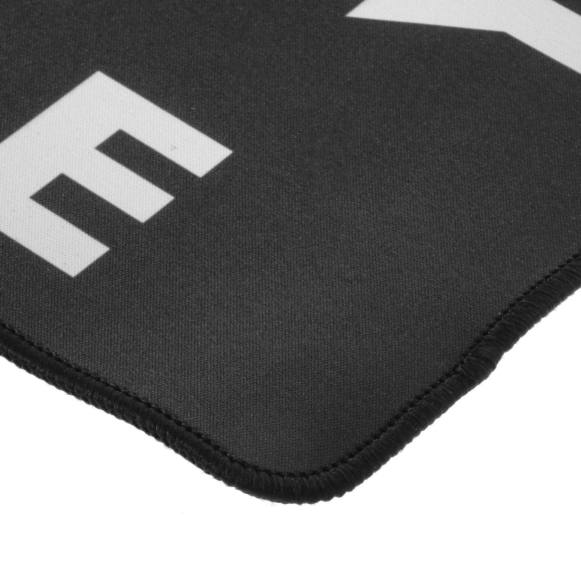 Коврик для мыши A4Tech FStyler FP75 XL (FP75 BLACK***); ткань + резиновая основа; 750 х 300 х 2 мм; игровая поверхность; чёрный + белый